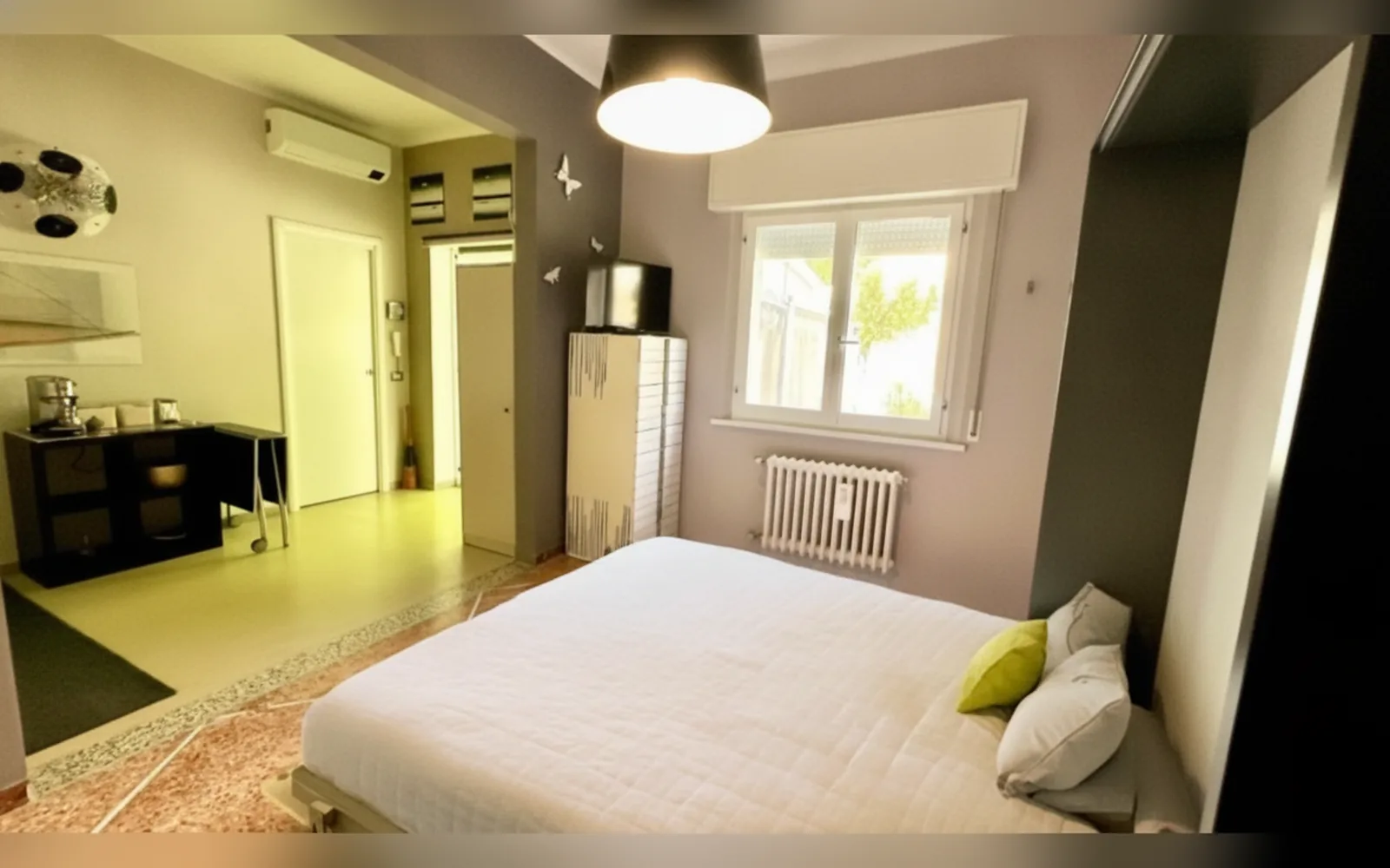 Camera con bagno privato — L'Angolino nascosto, Senigallia (Marche) (foto 5)